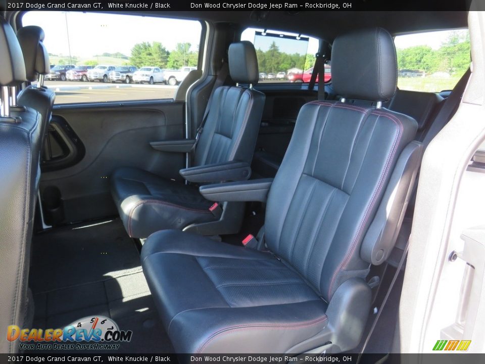 2017 Dodge Grand Caravan GT White Knuckle / Black Photo #33