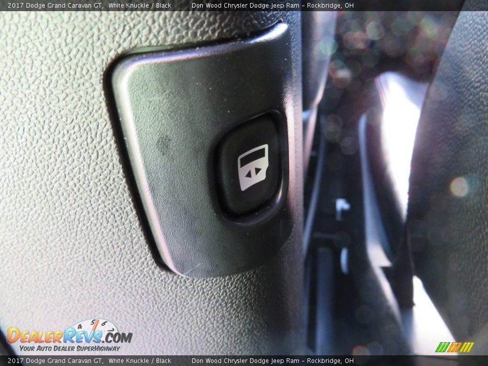 2017 Dodge Grand Caravan GT White Knuckle / Black Photo #34