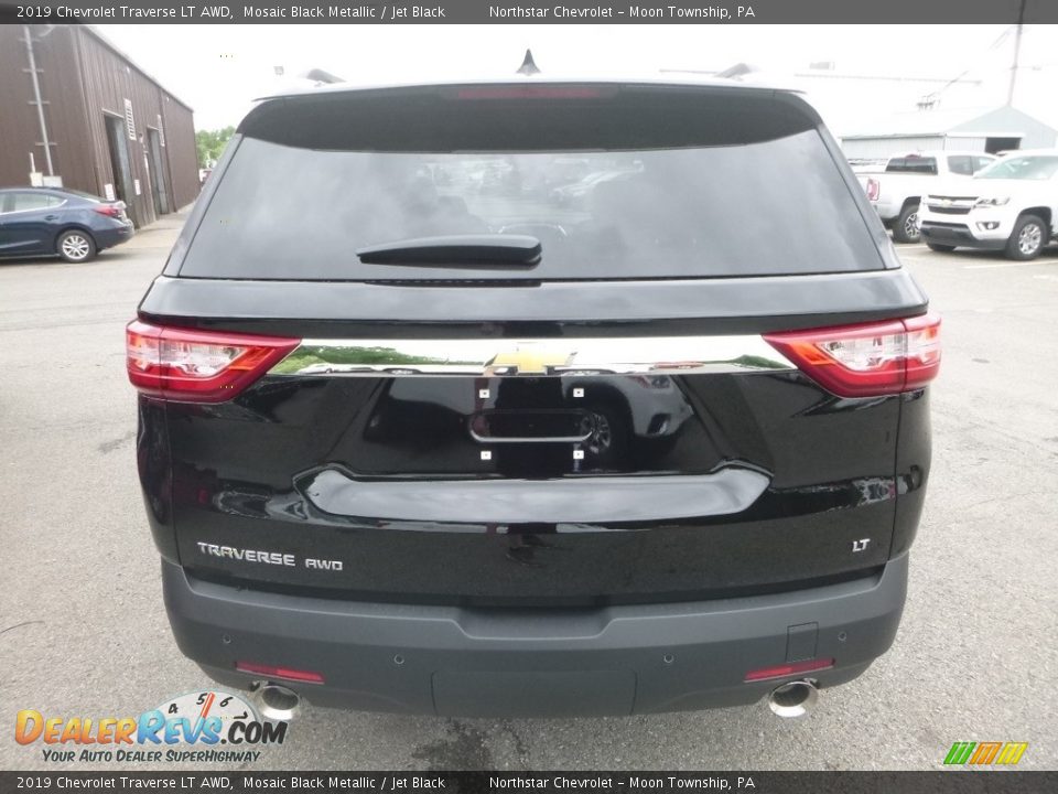2019 Chevrolet Traverse LT AWD Mosaic Black Metallic / Jet Black Photo #4