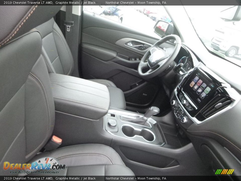 2019 Chevrolet Traverse LT AWD Graphite Metallic / Jet Black Photo #10