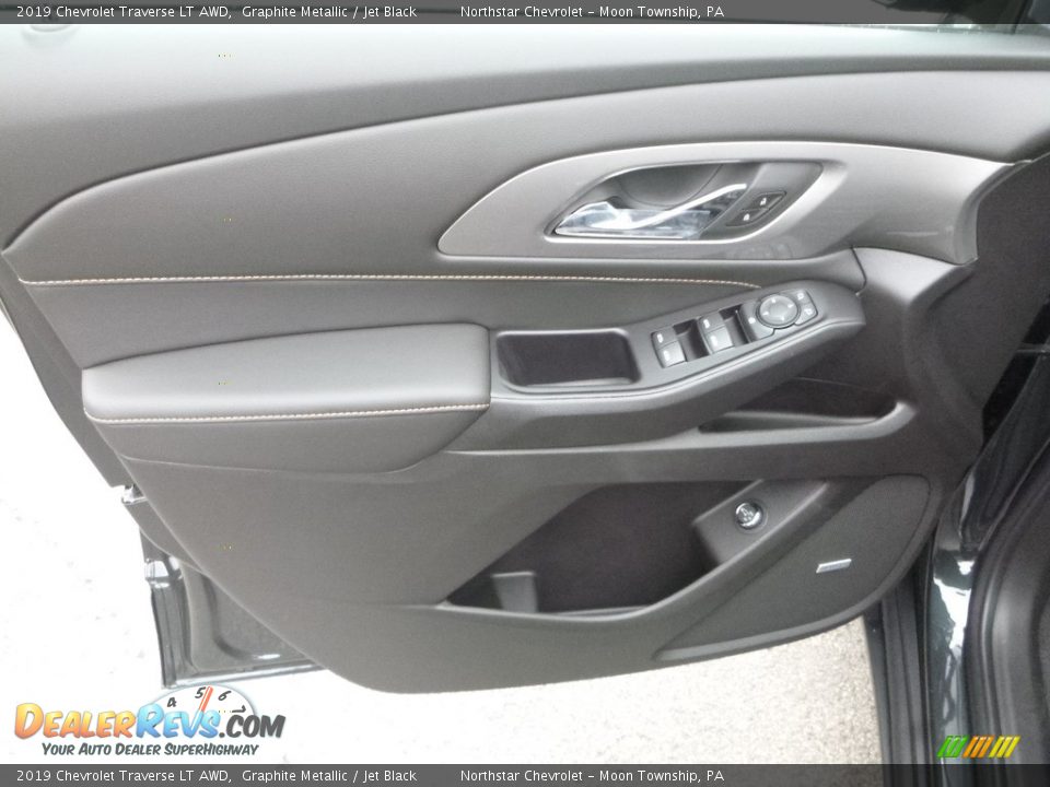 2019 Chevrolet Traverse LT AWD Graphite Metallic / Jet Black Photo #16