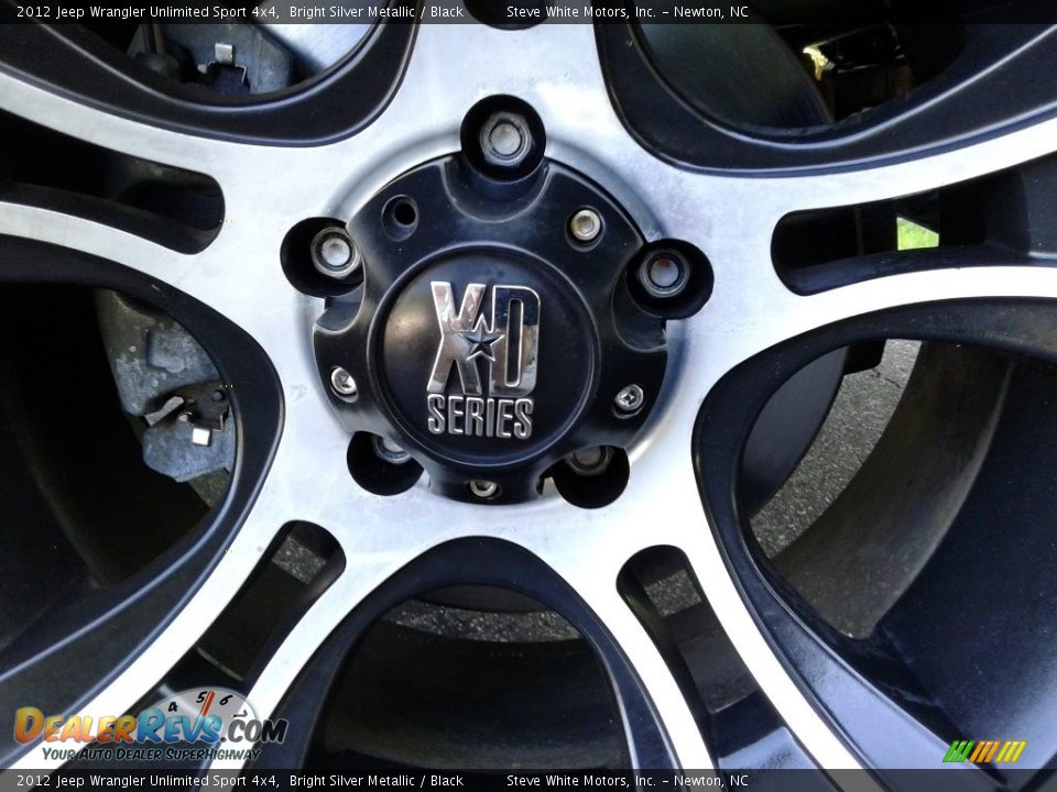 2012 Jeep Wrangler Unlimited Sport 4x4 Bright Silver Metallic / Black Photo #26