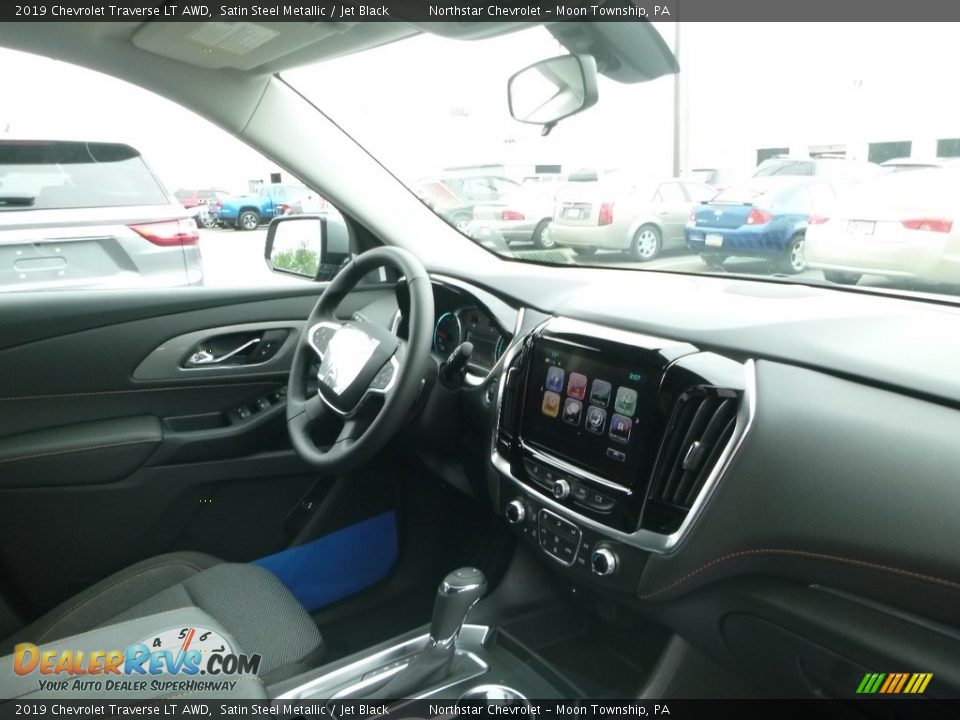 2019 Chevrolet Traverse LT AWD Satin Steel Metallic / Jet Black Photo #11