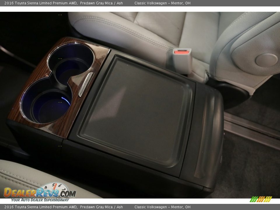 2016 Toyota Sienna Limited Premium AWD Predawn Gray Mica / Ash Photo #20