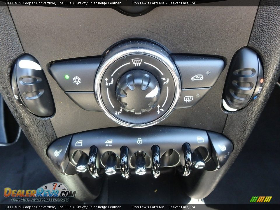 2011 Mini Cooper Convertible Ice Blue / Gravity Polar Beige Leather Photo #17