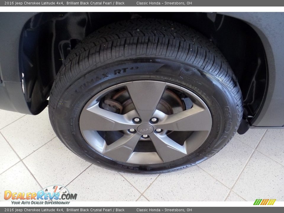2016 Jeep Cherokee Latitude 4x4 Brilliant Black Crystal Pearl / Black Photo #7