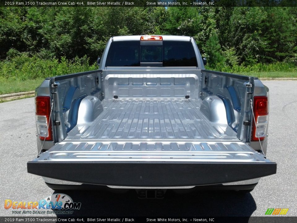 2019 Ram 3500 Tradesman Crew Cab 4x4 Billet Silver Metallic / Black Photo #12