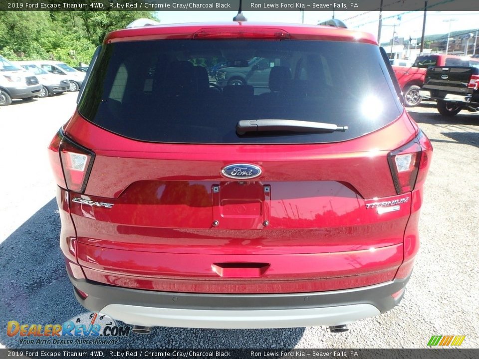 2019 Ford Escape Titanium 4WD Ruby Red / Chromite Gray/Charcoal Black Photo #3