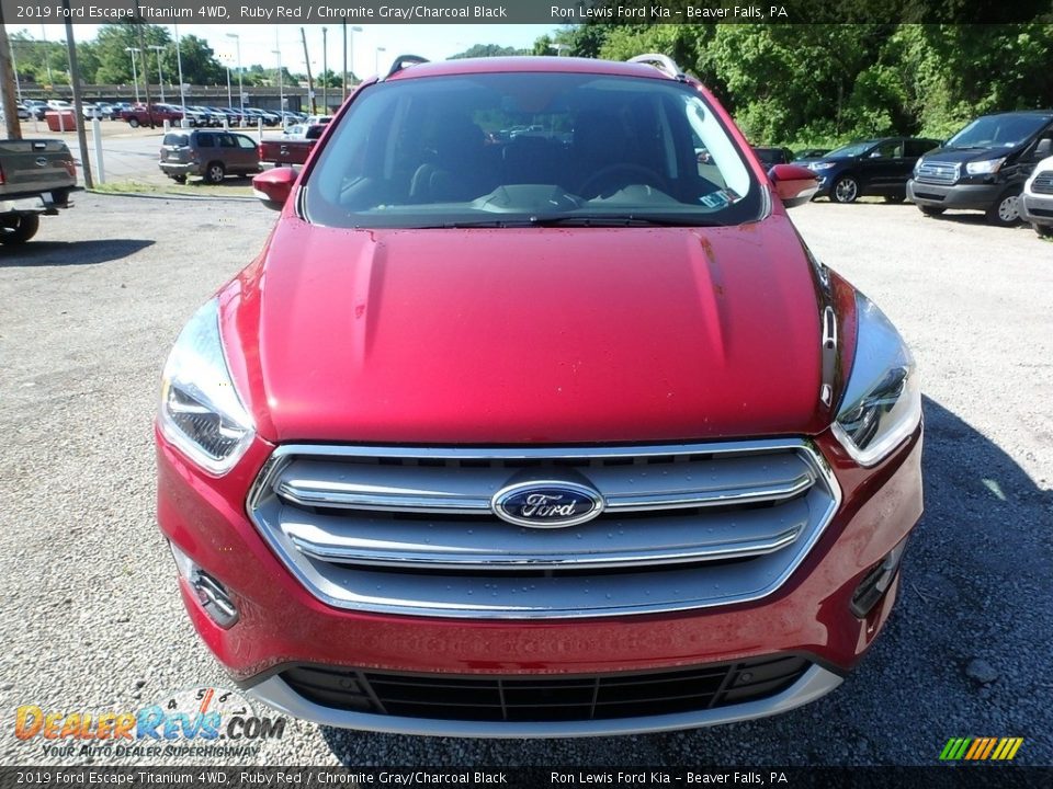 2019 Ford Escape Titanium 4WD Ruby Red / Chromite Gray/Charcoal Black Photo #8