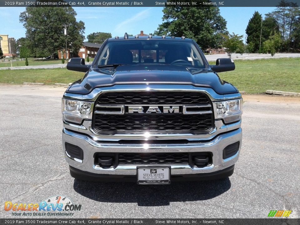 2019 Ram 3500 Tradesman Crew Cab 4x4 Granite Crystal Metallic / Black Photo #3