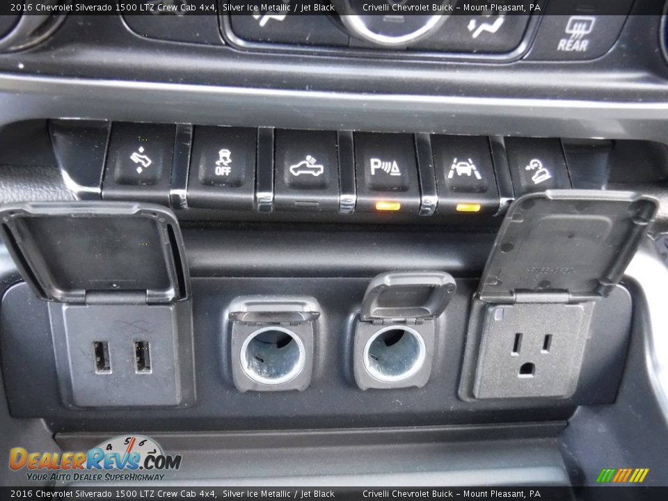 2016 Chevrolet Silverado 1500 LTZ Crew Cab 4x4 Silver Ice Metallic / Jet Black Photo #31