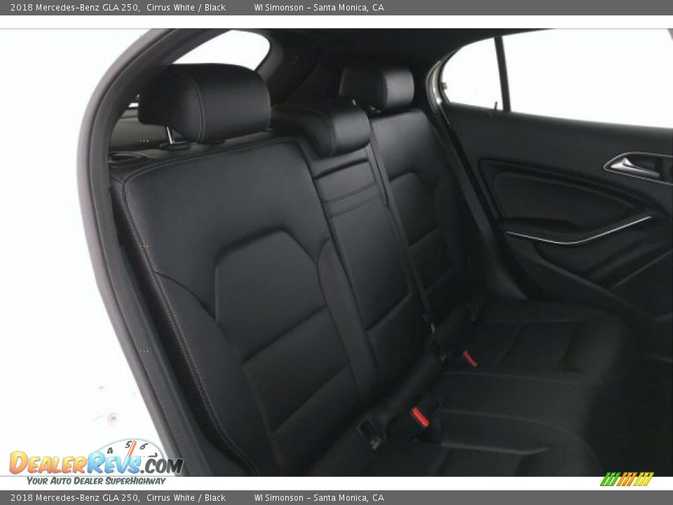 2018 Mercedes-Benz GLA 250 Cirrus White / Black Photo #13