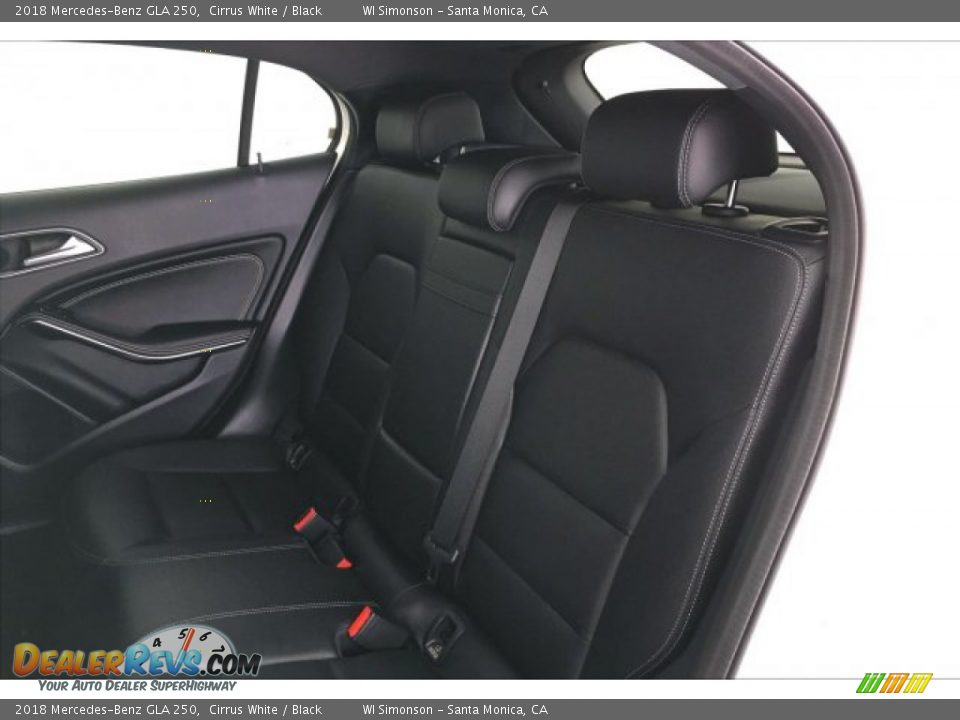 2018 Mercedes-Benz GLA 250 Cirrus White / Black Photo #15