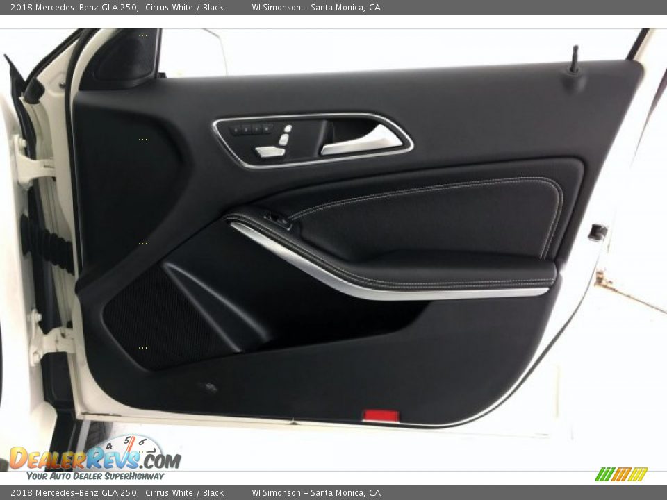 2018 Mercedes-Benz GLA 250 Cirrus White / Black Photo #29