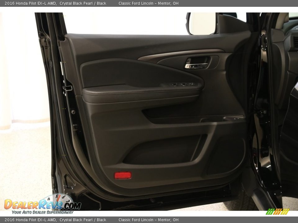 2016 Honda Pilot EX-L AWD Crystal Black Pearl / Black Photo #4