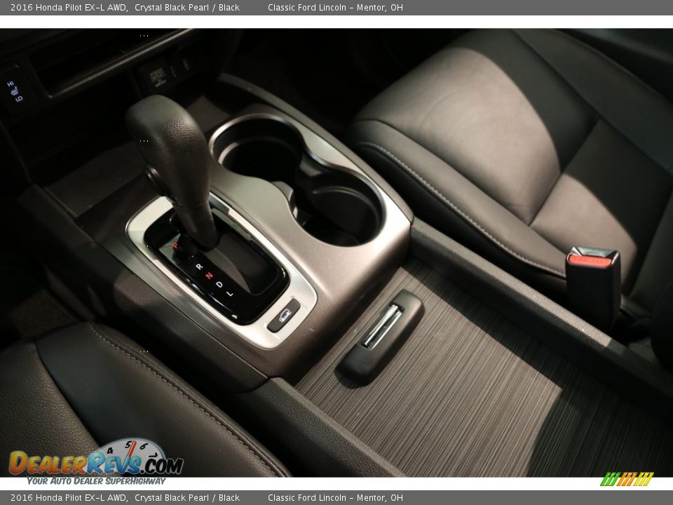 2016 Honda Pilot EX-L AWD Crystal Black Pearl / Black Photo #16