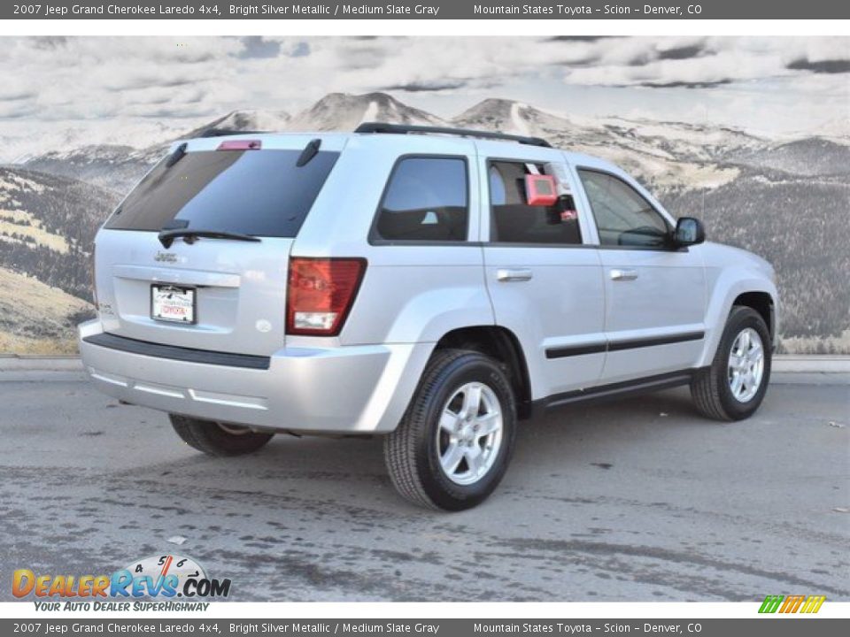 2007 Jeep Grand Cherokee Laredo 4x4 Bright Silver Metallic / Medium Slate Gray Photo #3