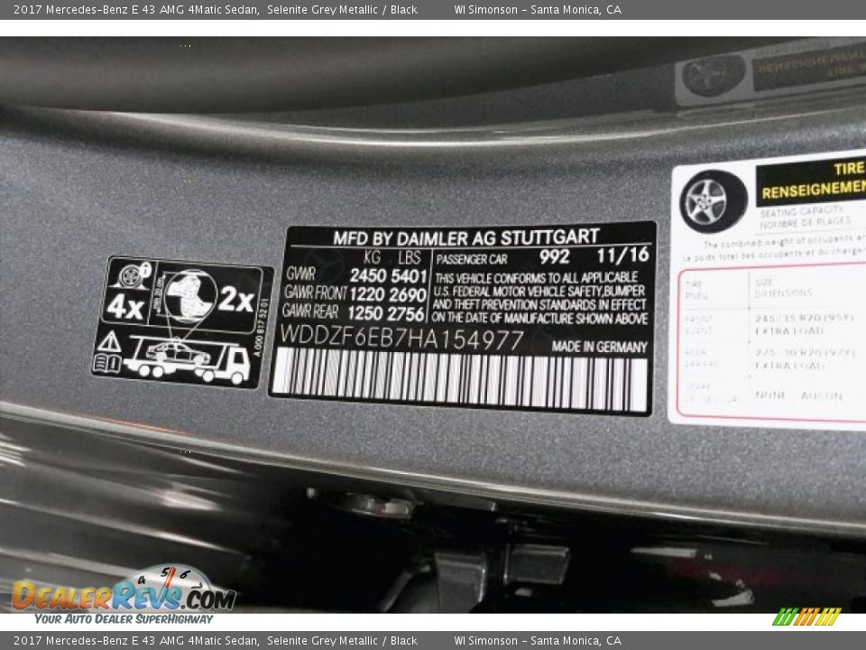 2017 Mercedes-Benz E 43 AMG 4Matic Sedan Selenite Grey Metallic / Black Photo #24