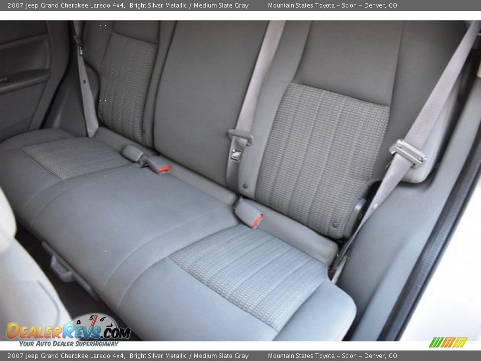 2007 Jeep Grand Cherokee Laredo 4x4 Bright Silver Metallic / Medium Slate Gray Photo #21