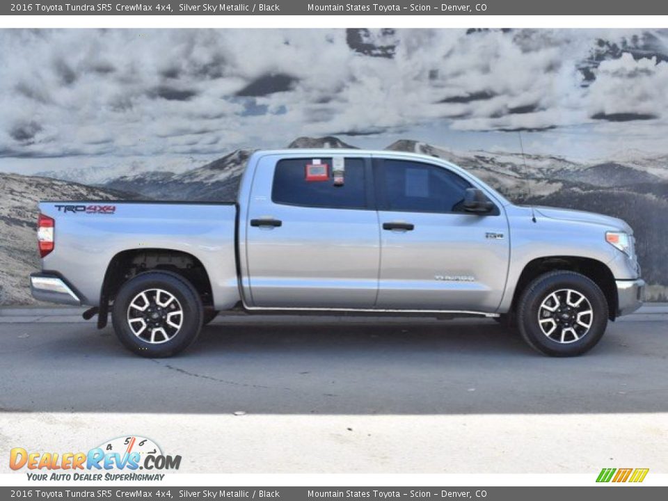 2016 Toyota Tundra SR5 CrewMax 4x4 Silver Sky Metallic / Black Photo #2