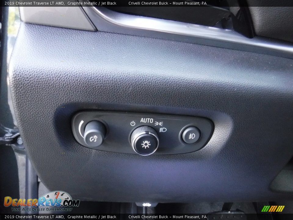 2019 Chevrolet Traverse LT AWD Graphite Metallic / Jet Black Photo #16