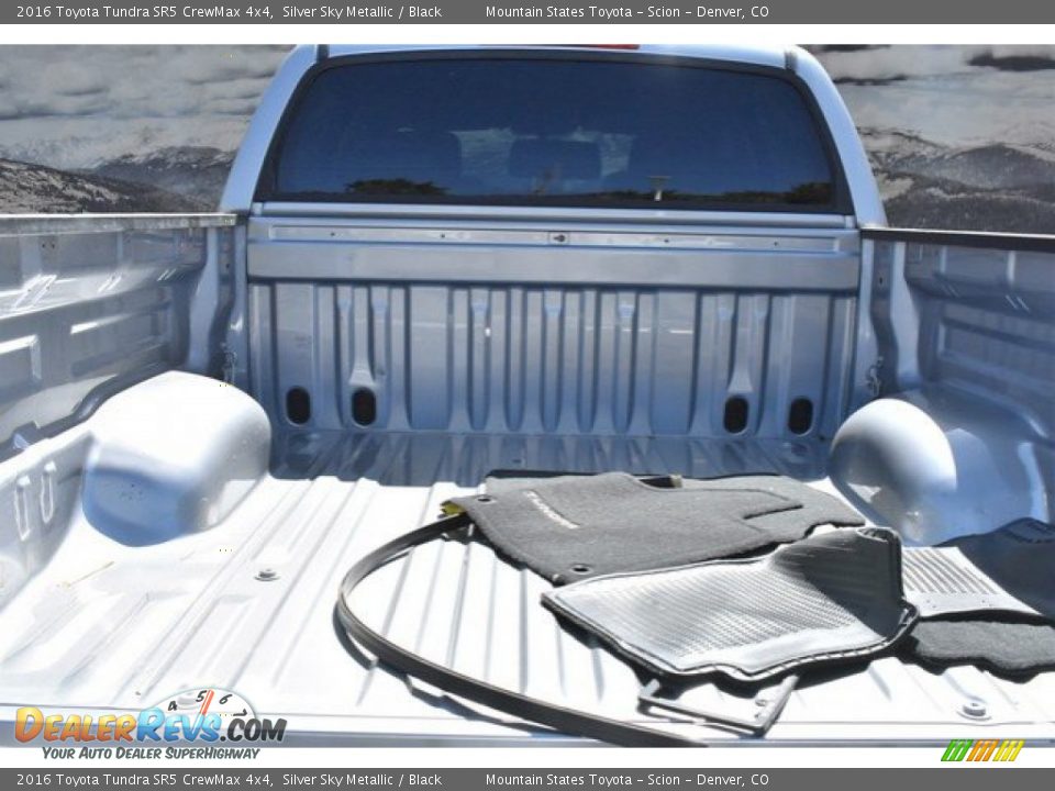 2016 Toyota Tundra SR5 CrewMax 4x4 Silver Sky Metallic / Black Photo #26