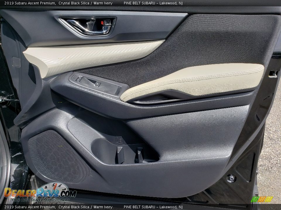 2019 Subaru Ascent Premium Crystal Black Silica / Warm Ivory Photo #10