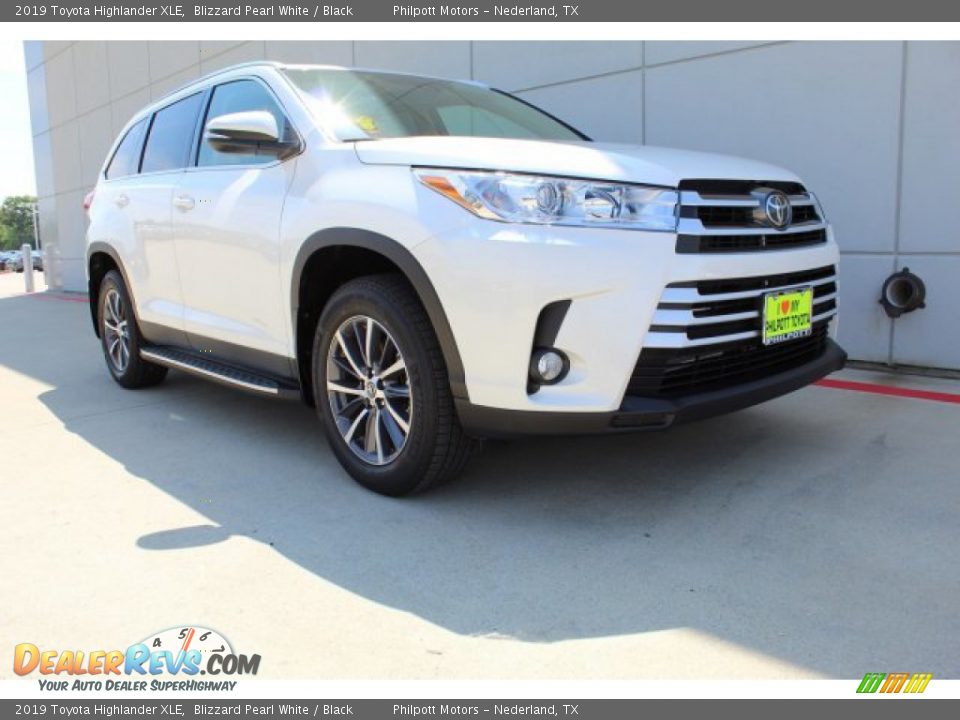 2019 Toyota Highlander XLE Blizzard Pearl White / Black Photo #2