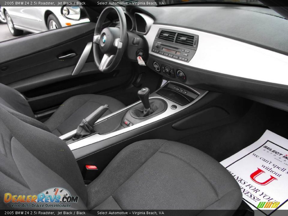 2005 BMW Z4 2.5i Roadster Jet Black / Black Photo #12
