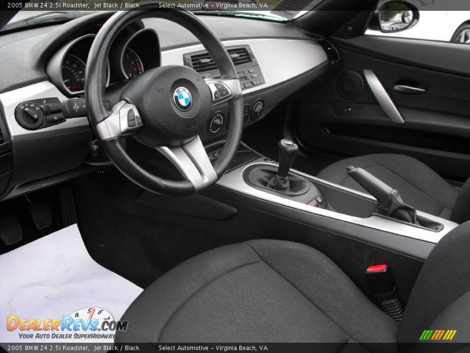 2005 BMW Z4 2.5i Roadster Jet Black / Black Photo #14