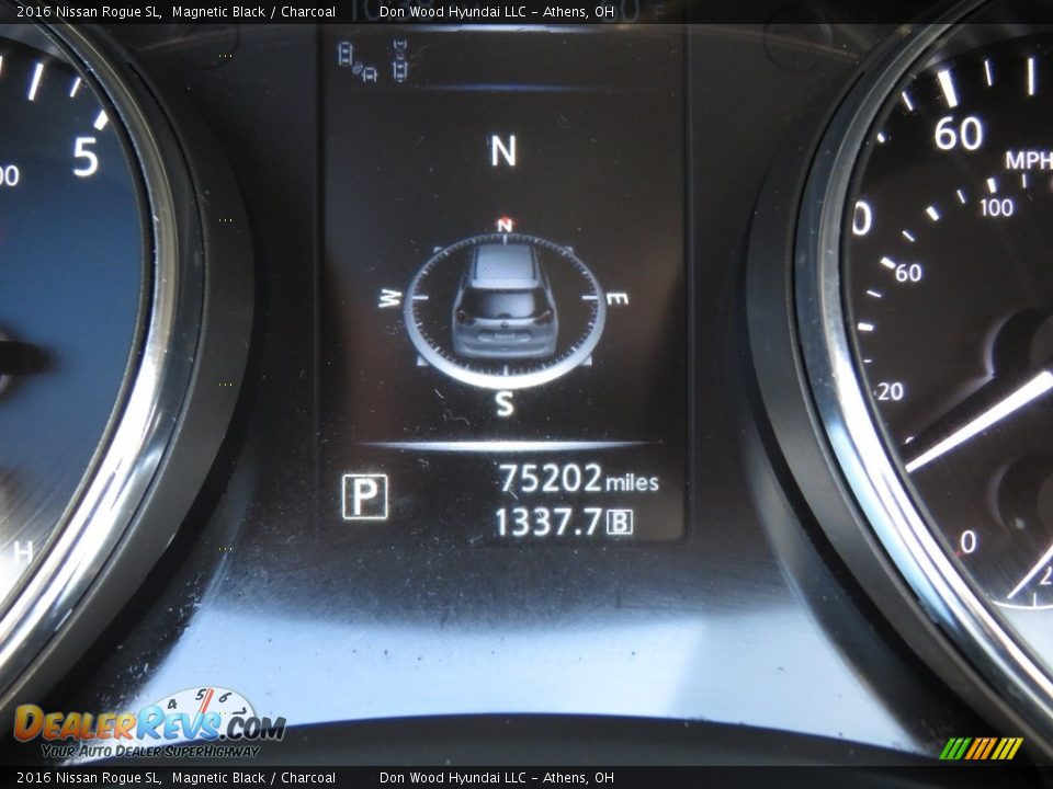 2016 Nissan Rogue SL Magnetic Black / Charcoal Photo #35