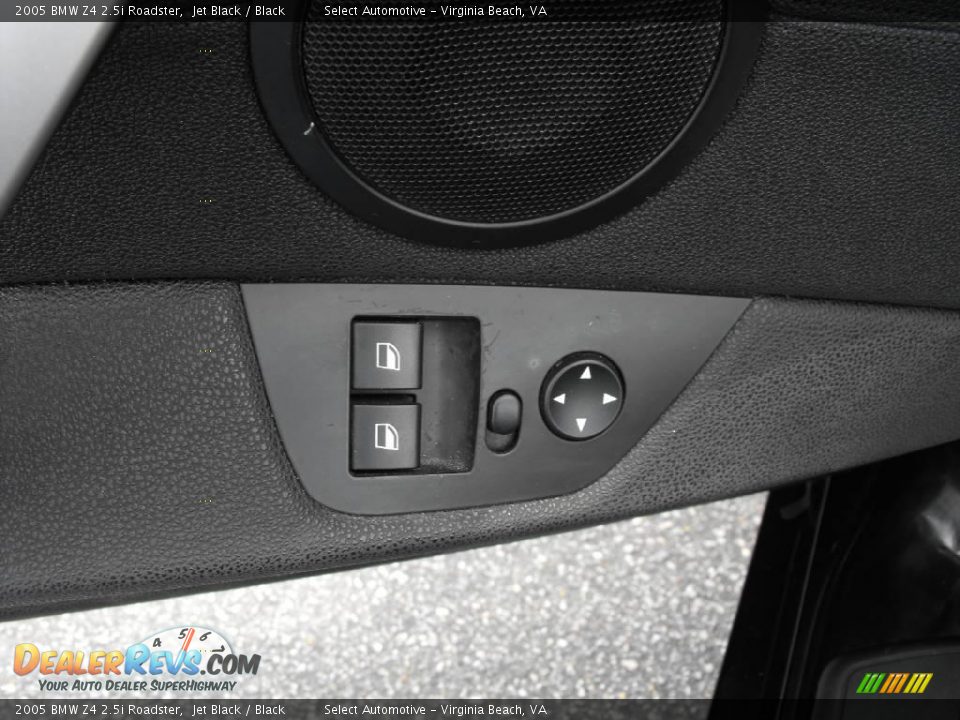 2005 BMW Z4 2.5i Roadster Jet Black / Black Photo #18