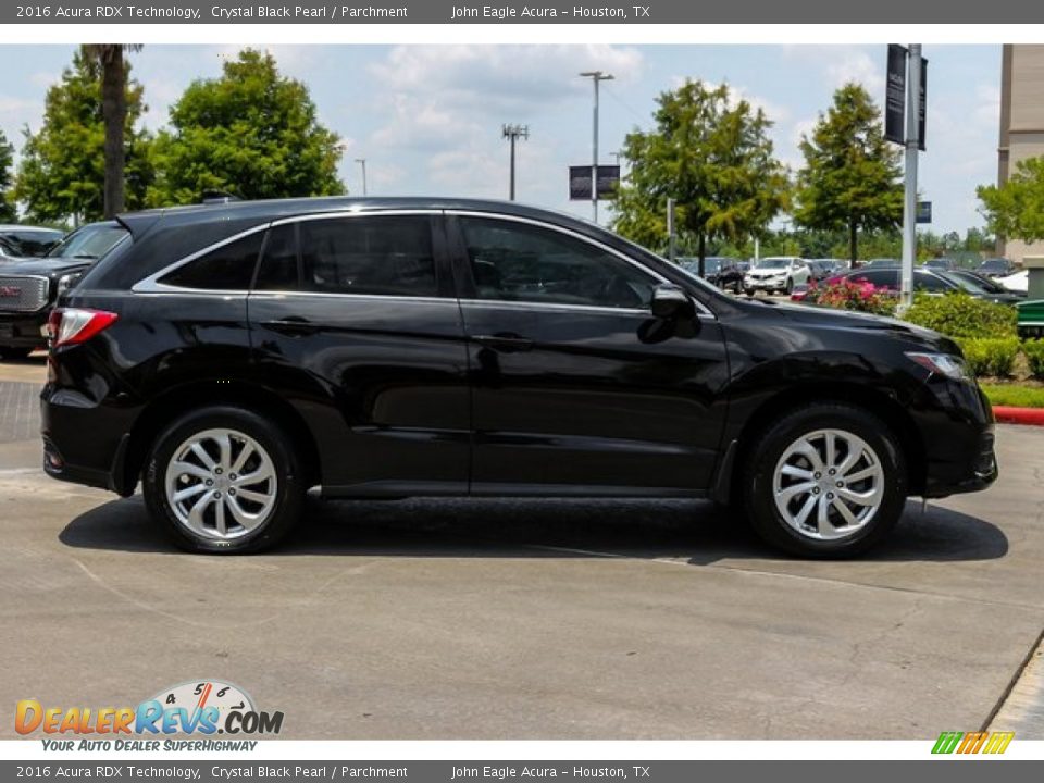 2016 Acura RDX Technology Crystal Black Pearl / Parchment Photo #8