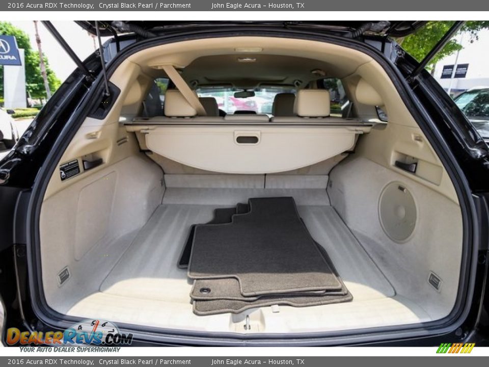 2016 Acura RDX Technology Crystal Black Pearl / Parchment Photo #22