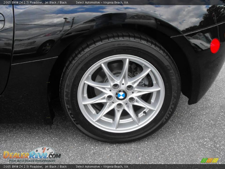 2005 BMW Z4 2.5i Roadster Jet Black / Black Photo #25