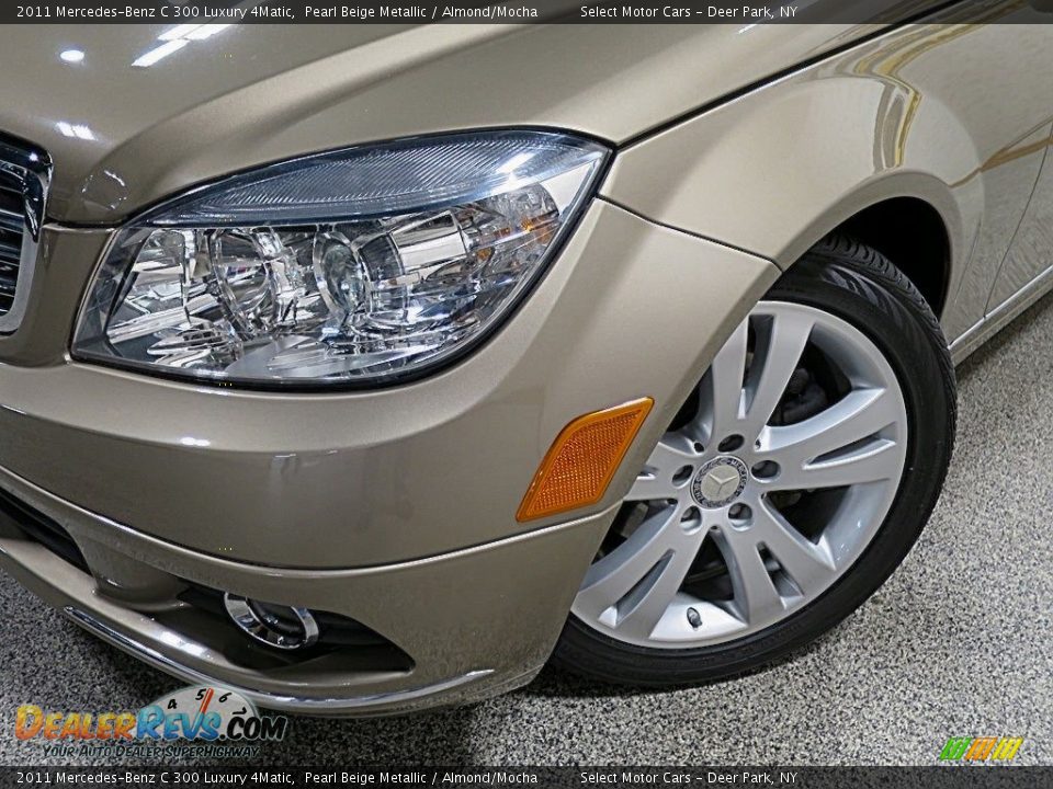 2011 Mercedes-Benz C 300 Luxury 4Matic Pearl Beige Metallic / Almond/Mocha Photo #9