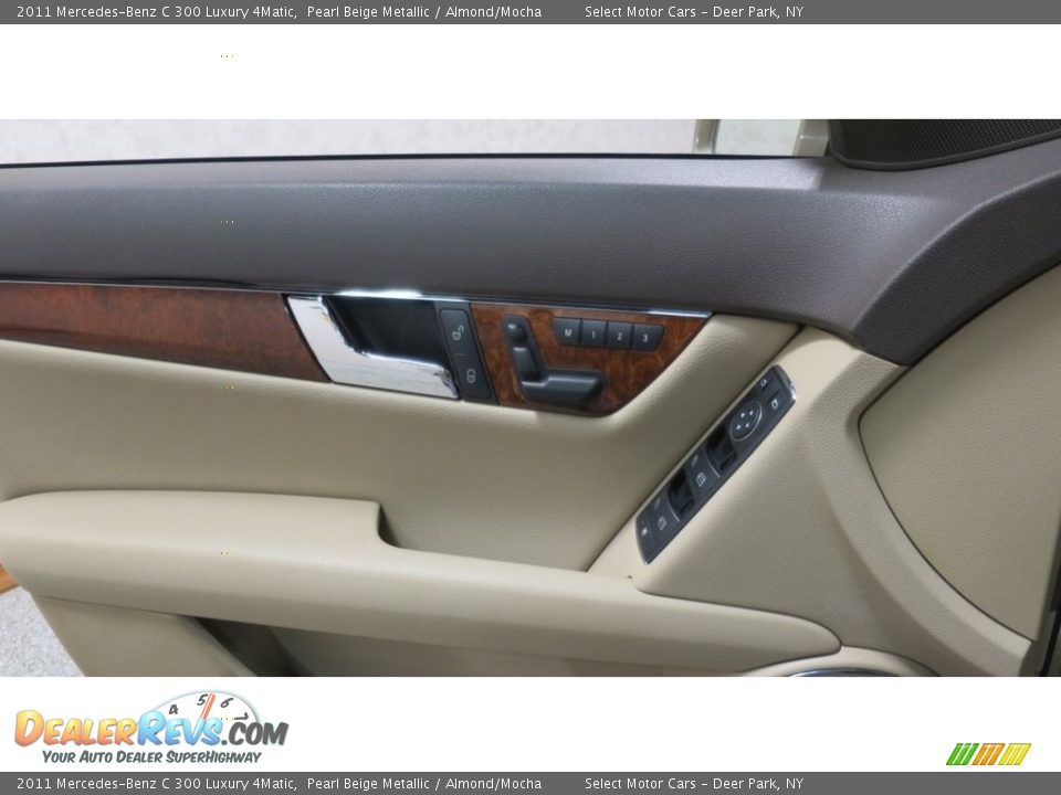 2011 Mercedes-Benz C 300 Luxury 4Matic Pearl Beige Metallic / Almond/Mocha Photo #18