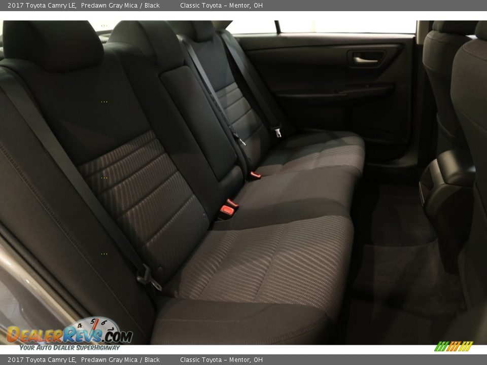 2017 Toyota Camry LE Predawn Gray Mica / Black Photo #15