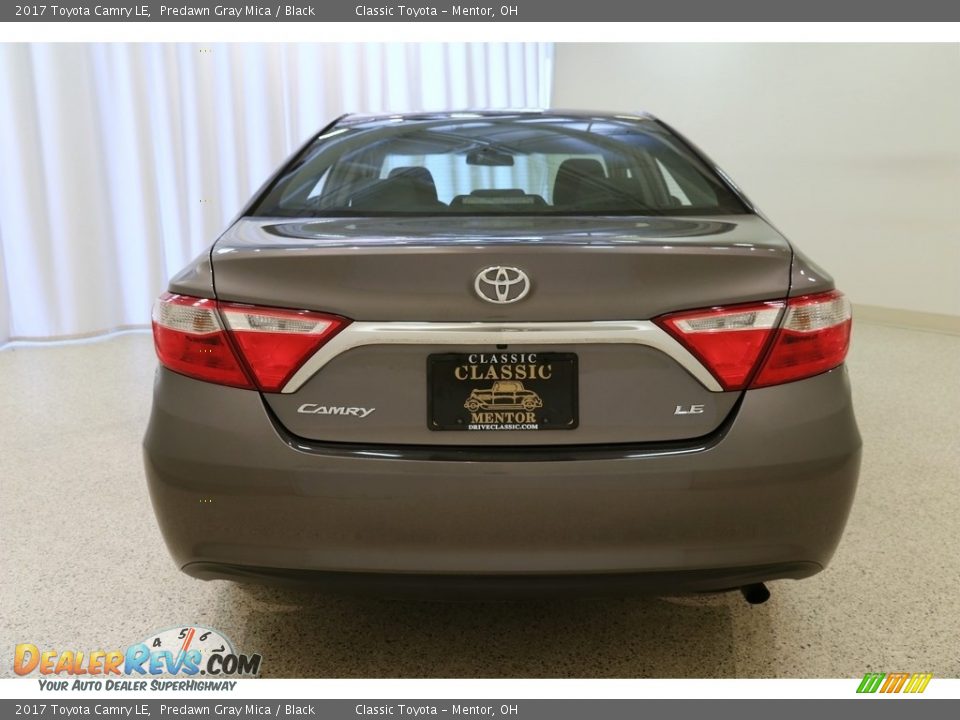 2017 Toyota Camry LE Predawn Gray Mica / Black Photo #17