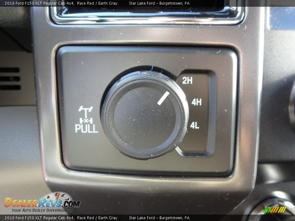 Controls of 2019 Ford F150 XLT Regular Cab 4x4 Photo #17