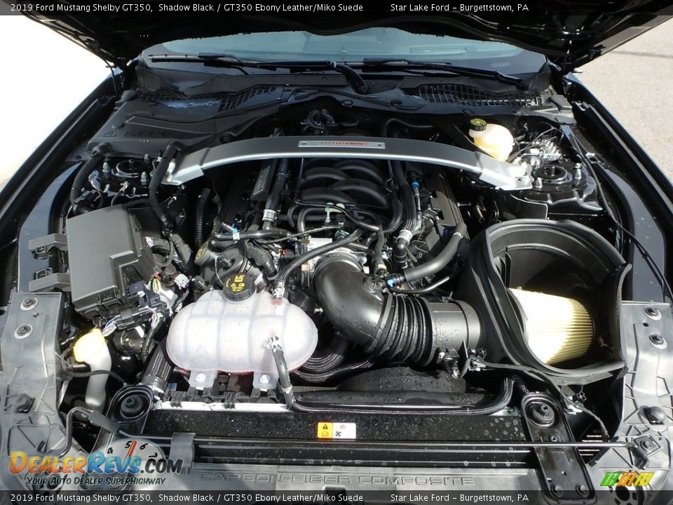 2019 Ford Mustang Shelby GT350 5.2 Liter DOHC 32-Valve Ti-VCT Flat Plane Crank V8 Engine Photo #2