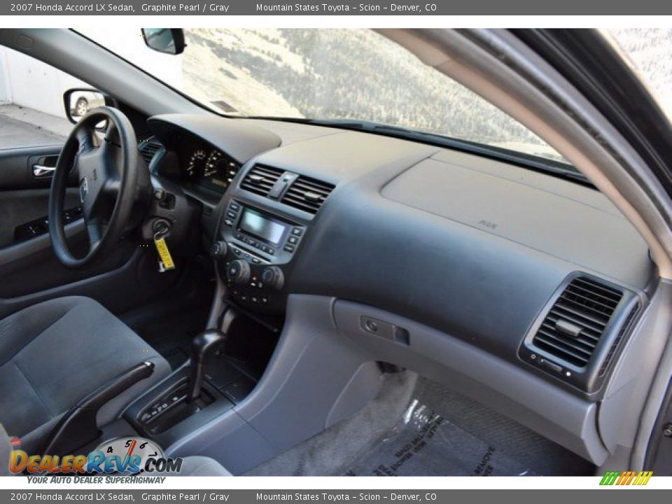 2007 Honda Accord LX Sedan Graphite Pearl / Gray Photo #16