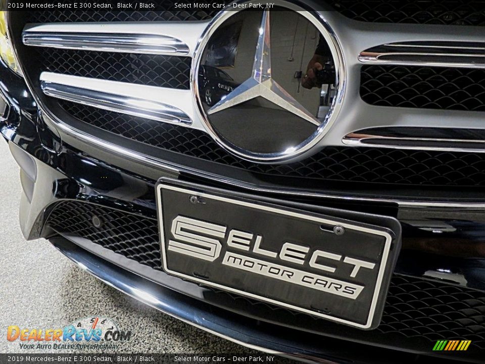 2019 Mercedes-Benz E 300 Sedan Black / Black Photo #12