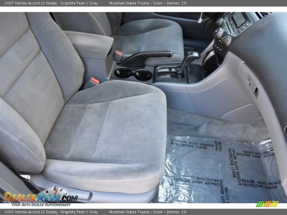 2007 Honda Accord LX Sedan Graphite Pearl / Gray Photo #17