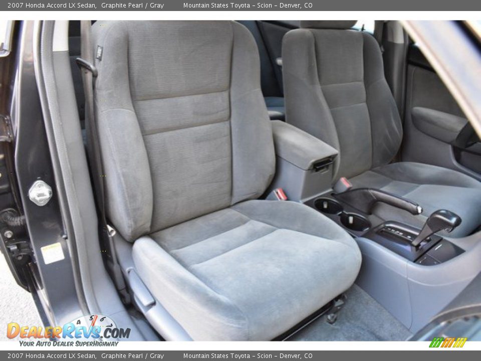 2007 Honda Accord LX Sedan Graphite Pearl / Gray Photo #18