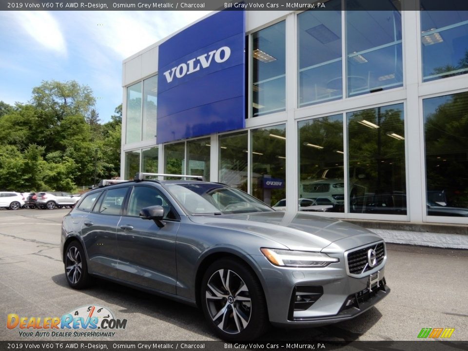 Front 3/4 View of 2019 Volvo V60 T6 AWD R-Design Photo #1
