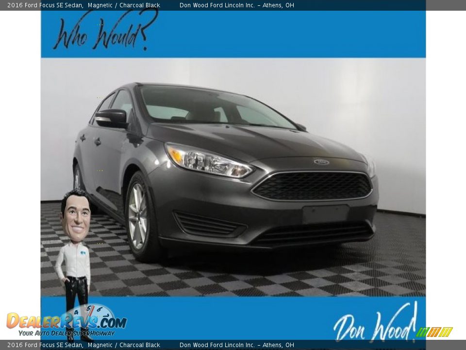 2016 Ford Focus SE Sedan Magnetic / Charcoal Black Photo #1
