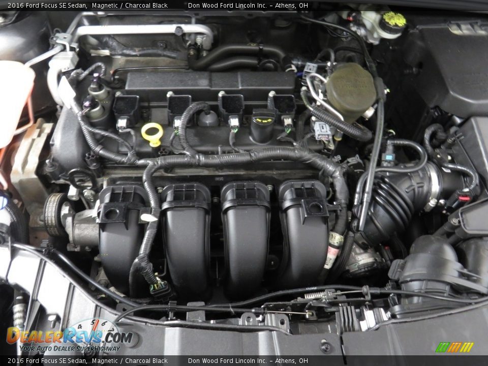 2016 Ford Focus SE Sedan Magnetic / Charcoal Black Photo #6