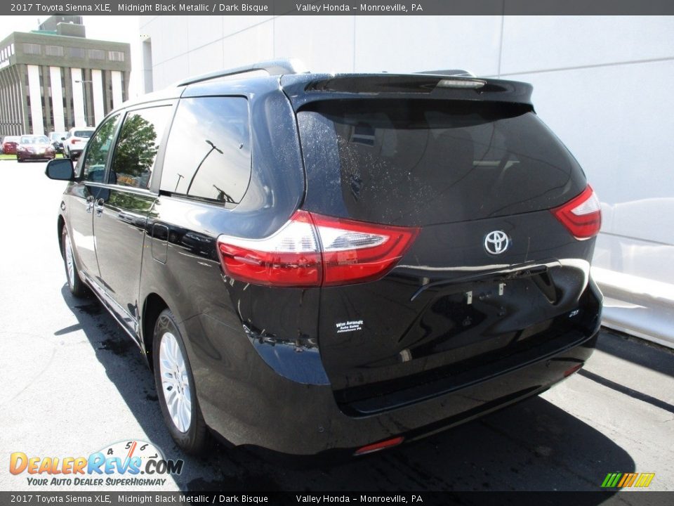 2017 Toyota Sienna XLE Midnight Black Metallic / Dark Bisque Photo #3