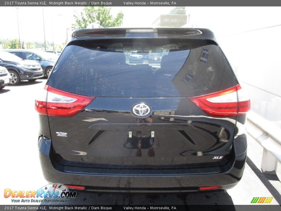 2017 Toyota Sienna XLE Midnight Black Metallic / Dark Bisque Photo #4